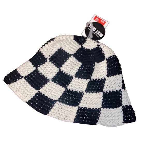Forever 21 Accessories - NWT Forever 21 Black and White Checker Printed Woven Straw Bucket Hat One Size